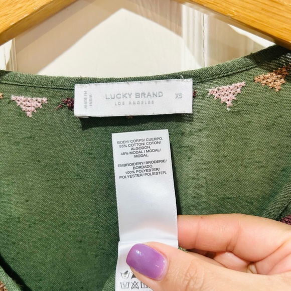 LUCKY BRAND Green Boho Embroidered Top Tribal Cotton Casual Short Sleeve Size XS - Picture 4 of 4